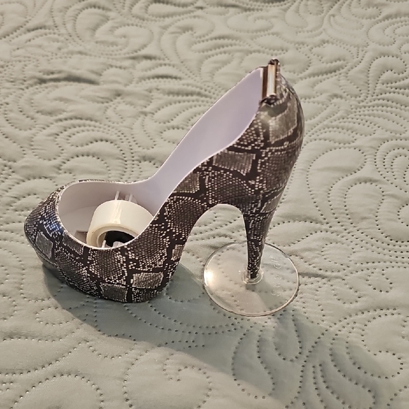 Scotch Magic Tape Dispenser SNAKE SKIN rattlesnake snakeskin High Heel shoe - Picture 1 of 4